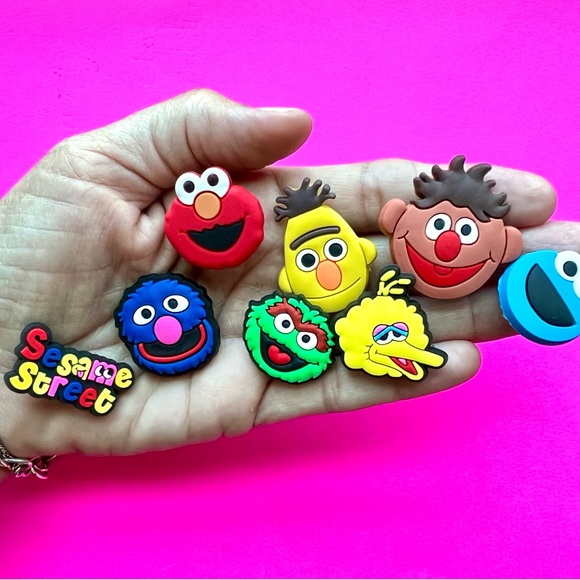 Sesame Street and Coco Melon Croc a shoe Charms 14pcs - Picture 2 of 3